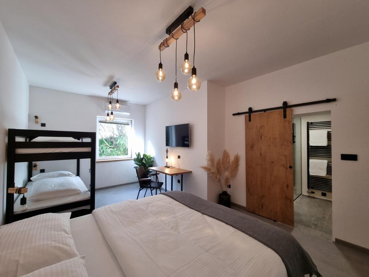 Pri Karlu Rooms & More Maribor Bagian luar foto