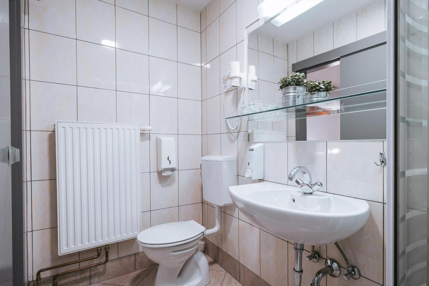 Pri Karlu Rooms & More Maribor Bagian luar foto