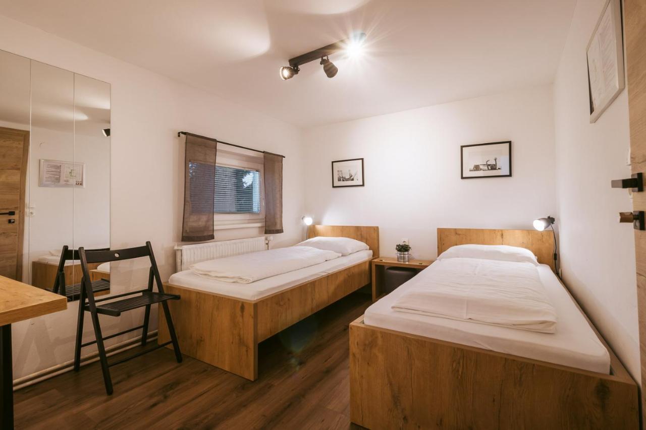 Pri Karlu Rooms & More Maribor Bagian luar foto