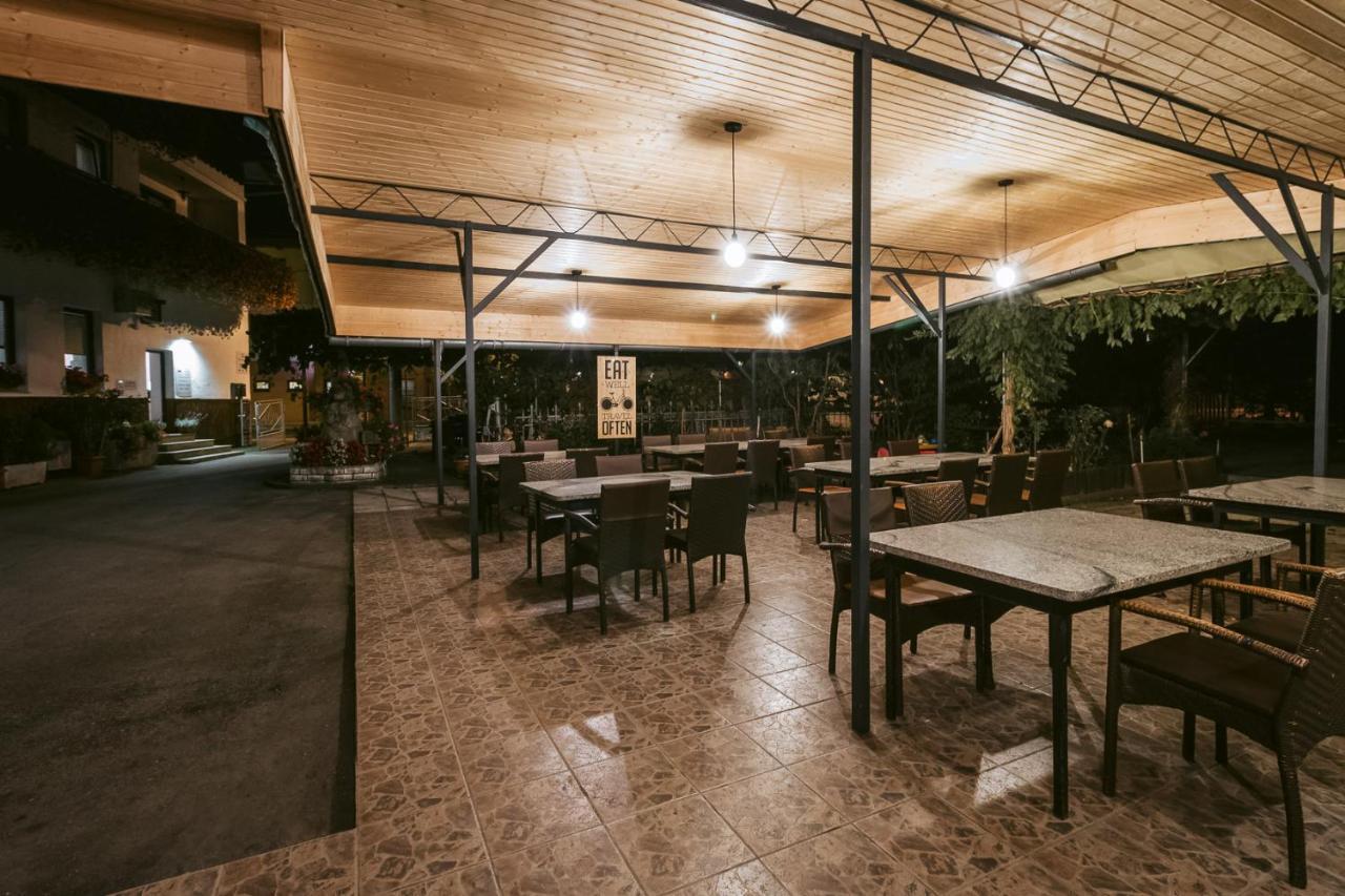 Pri Karlu Rooms & More Maribor Bagian luar foto
