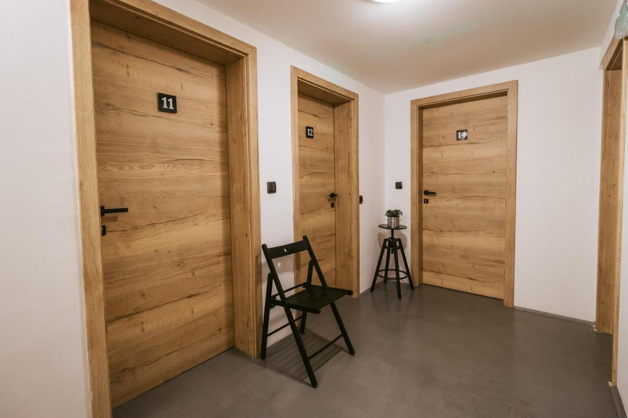 Pri Karlu Rooms & More Maribor Bagian luar foto